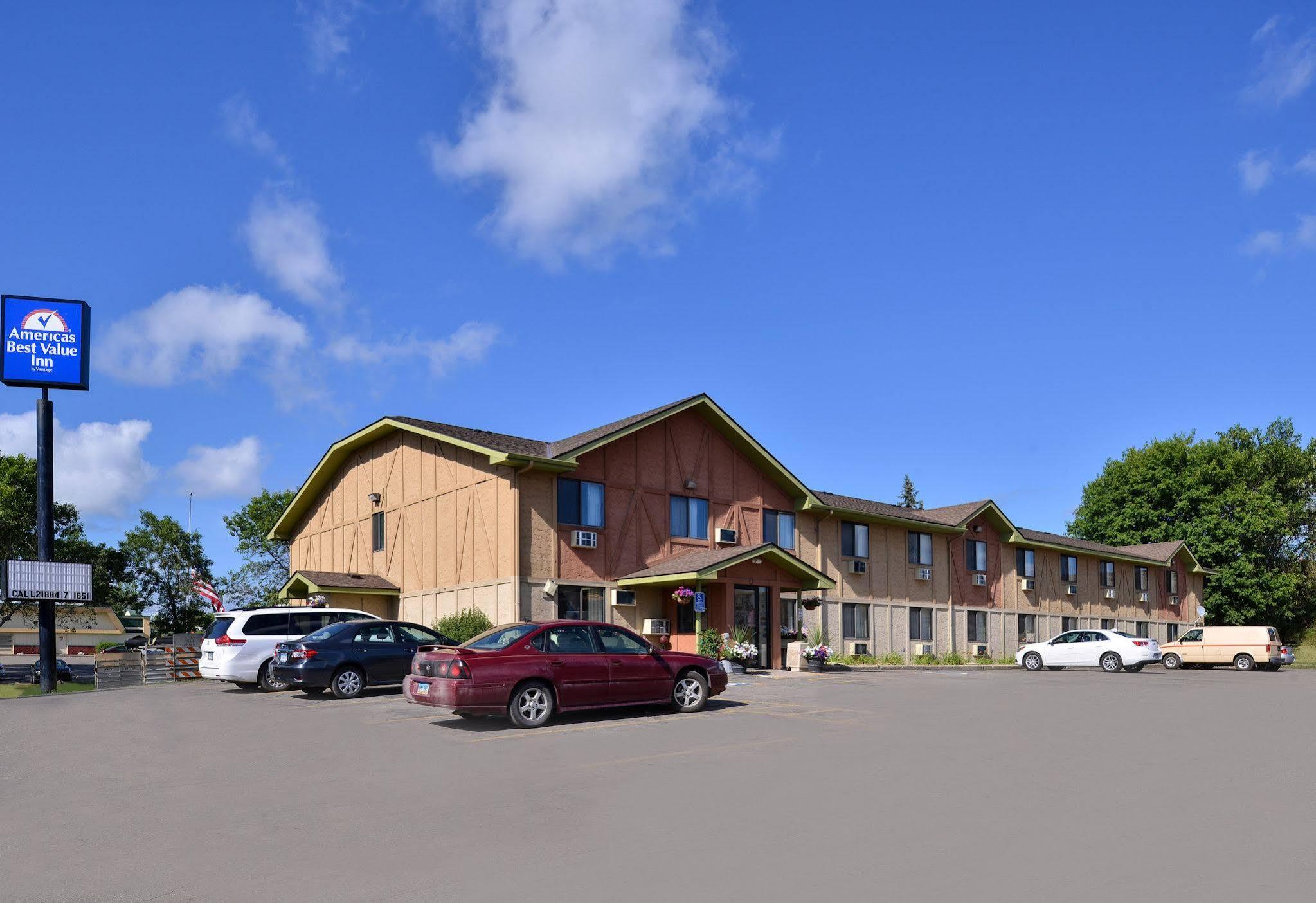 Americas Best Value Inn & Suites Detroit Lakes Luaran gambar