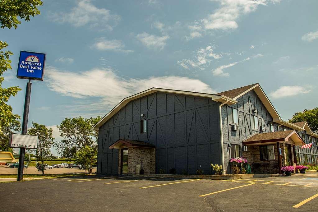 Americas Best Value Inn & Suites Detroit Lakes Luaran gambar