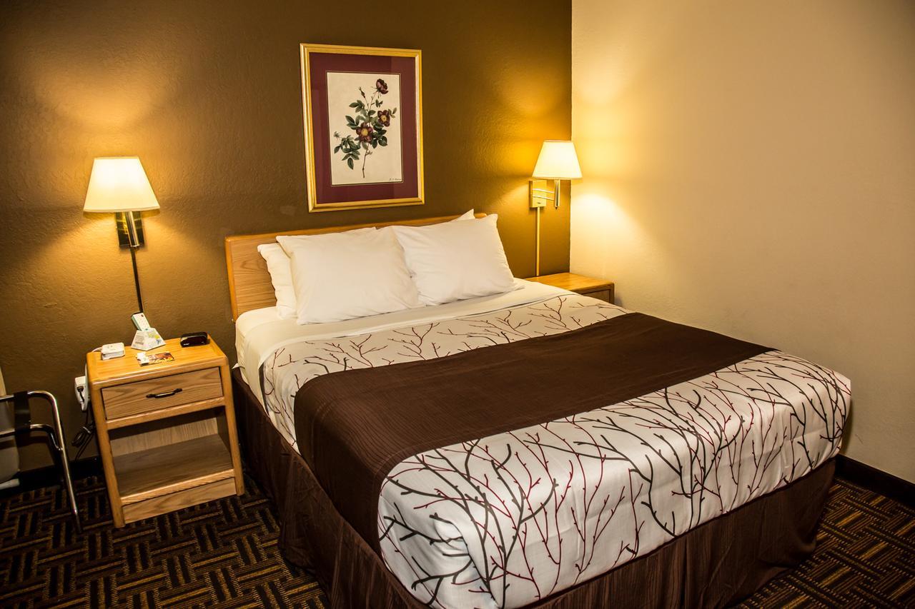 Americas Best Value Inn & Suites Detroit Lakes Luaran gambar