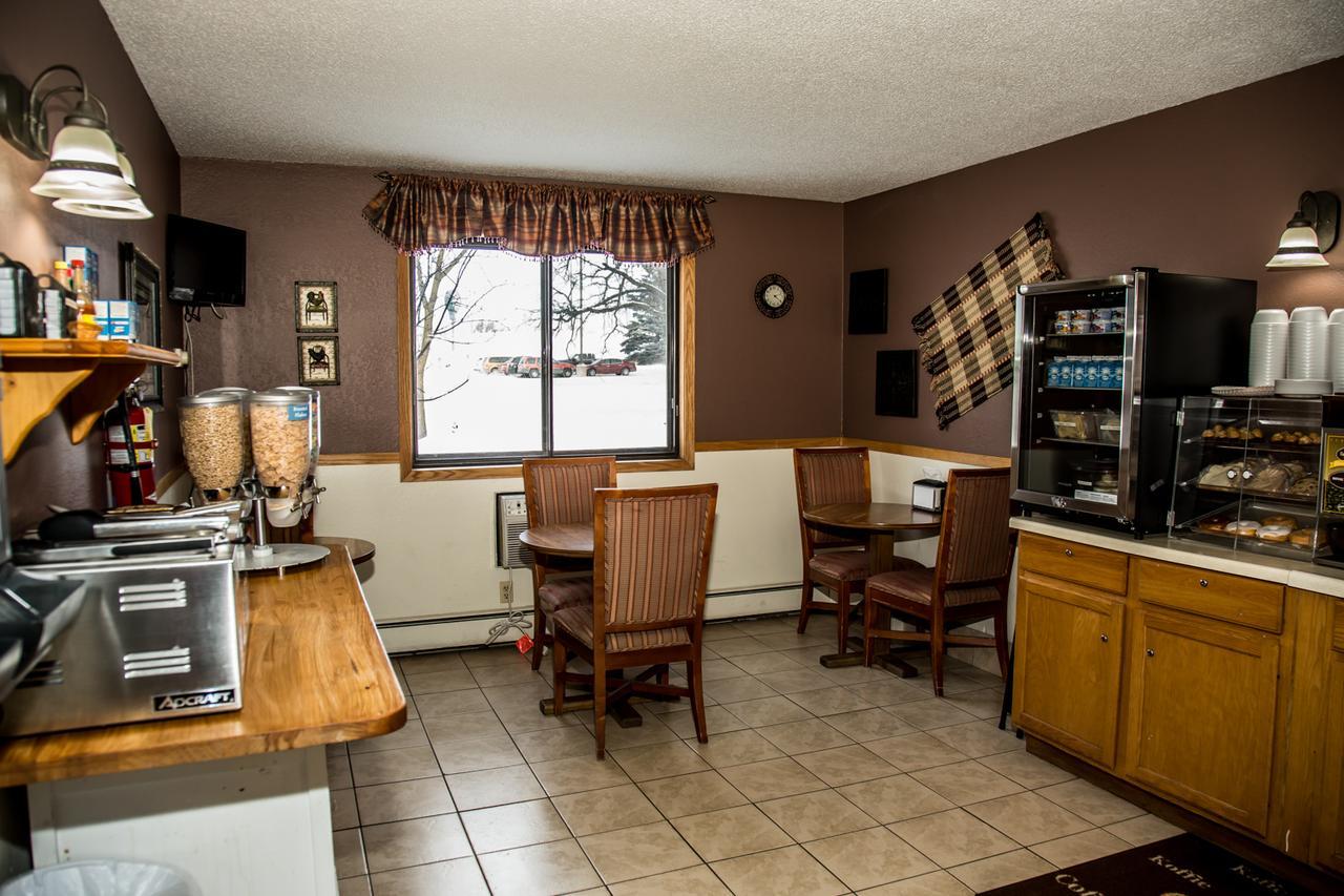 Americas Best Value Inn & Suites Detroit Lakes Luaran gambar