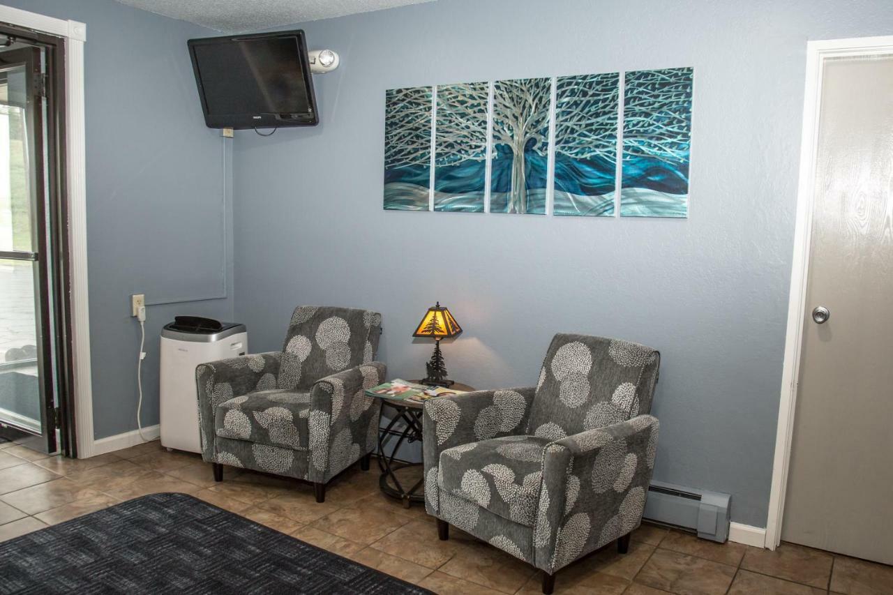 Americas Best Value Inn & Suites Detroit Lakes Luaran gambar